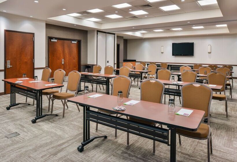 Отель Hyatt Place Chesapeake