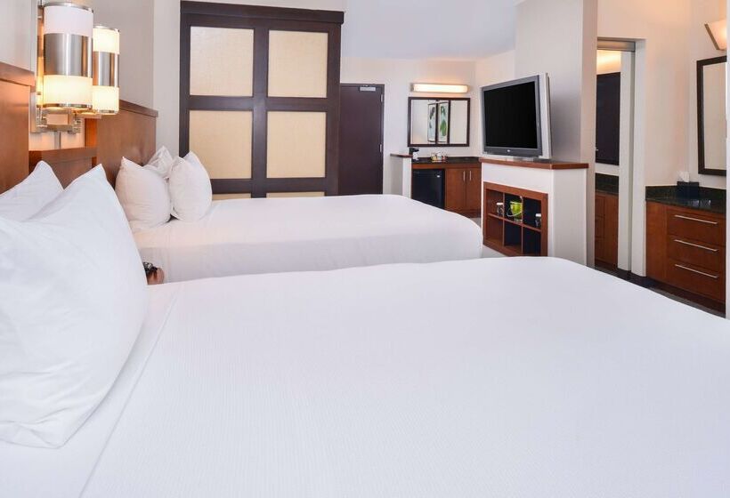 Отель Hyatt Place Chesapeake