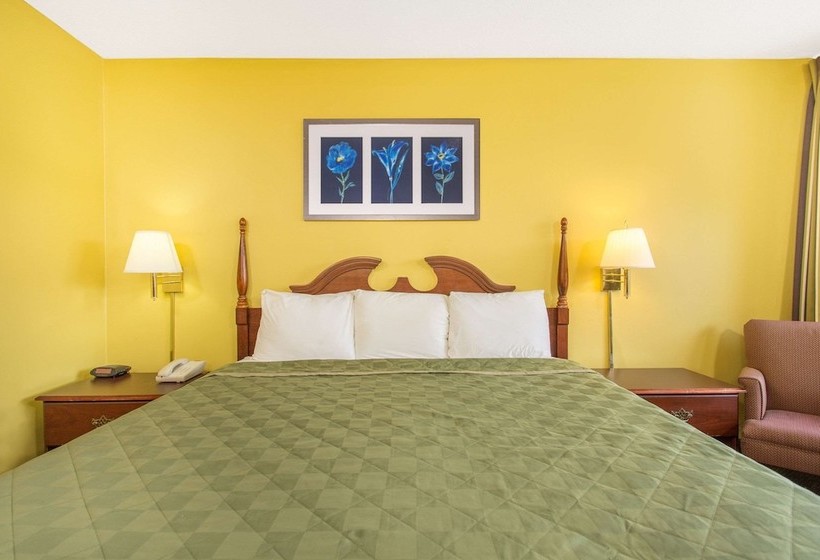 فندق Knights Inn Roanoke