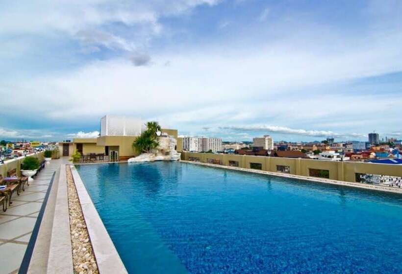 ホテル Lk Royal Wing