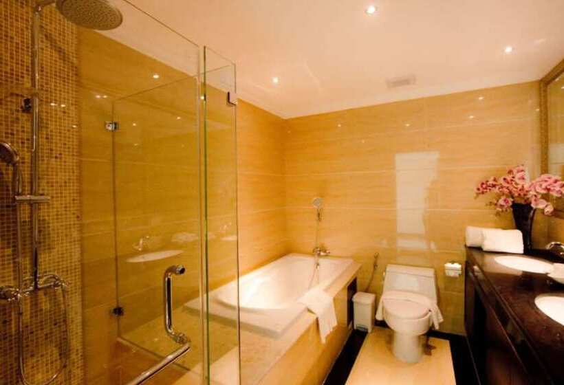 בית מלון כפרי Lk Royal Wing