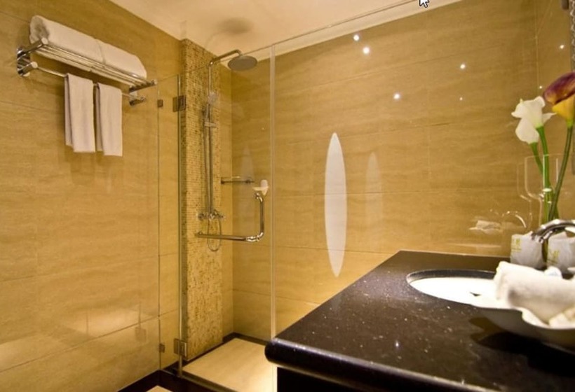 בית מלון כפרי Lk Royal Wing