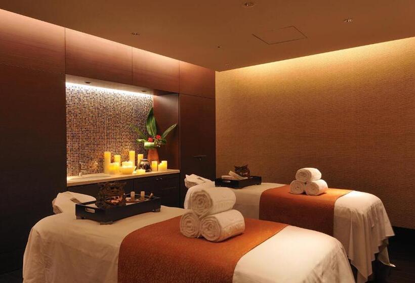 فندق Loisir Spa Tower Naha