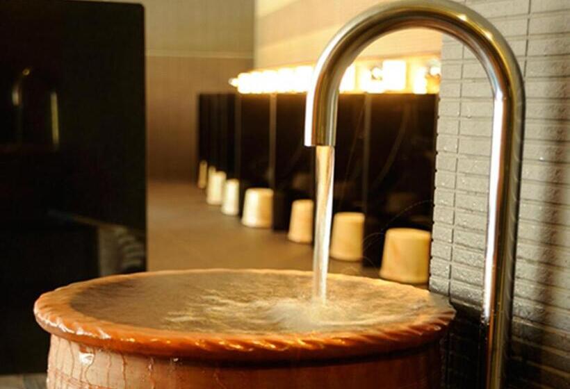 فندق Loisir Spa Tower Naha