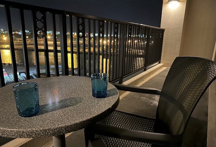 فندق Loisir Spa Tower Naha