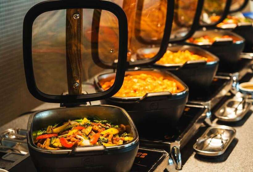 فندق Loisir Spa Tower Naha