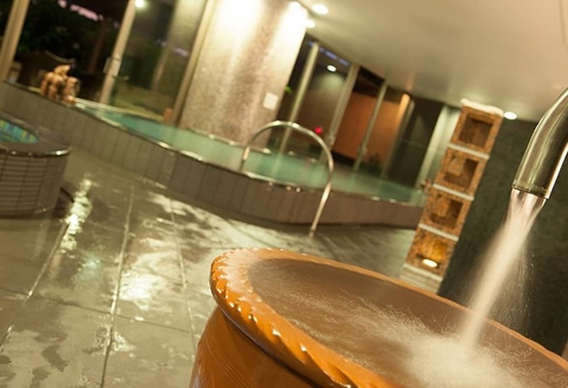 فندق Loisir Spa Tower Naha