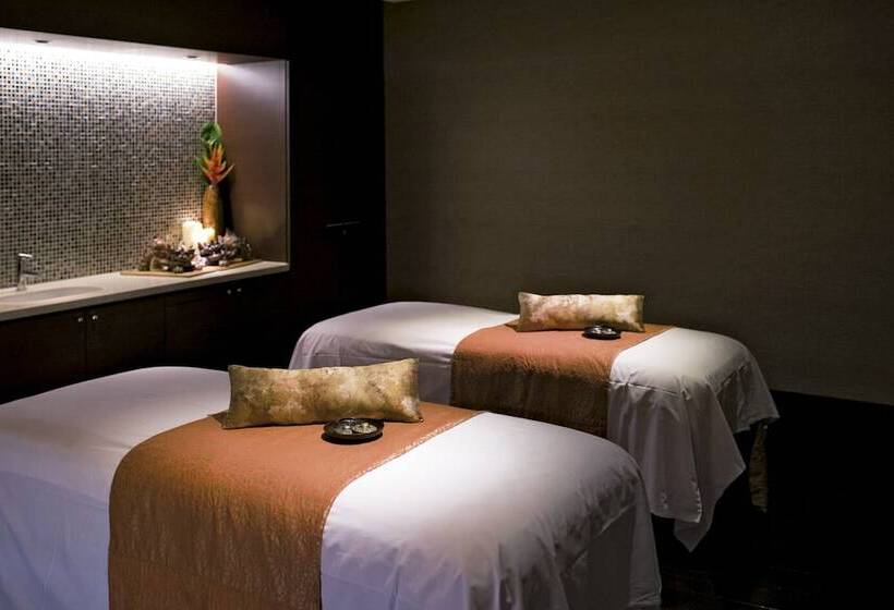 فندق Loisir Spa Tower Naha