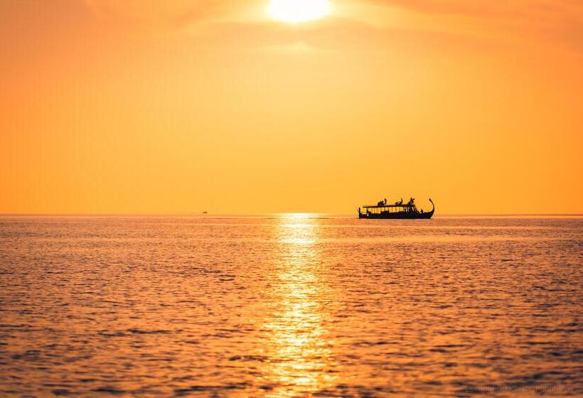 酒店 Lux South Ari Atoll Resort & Villas