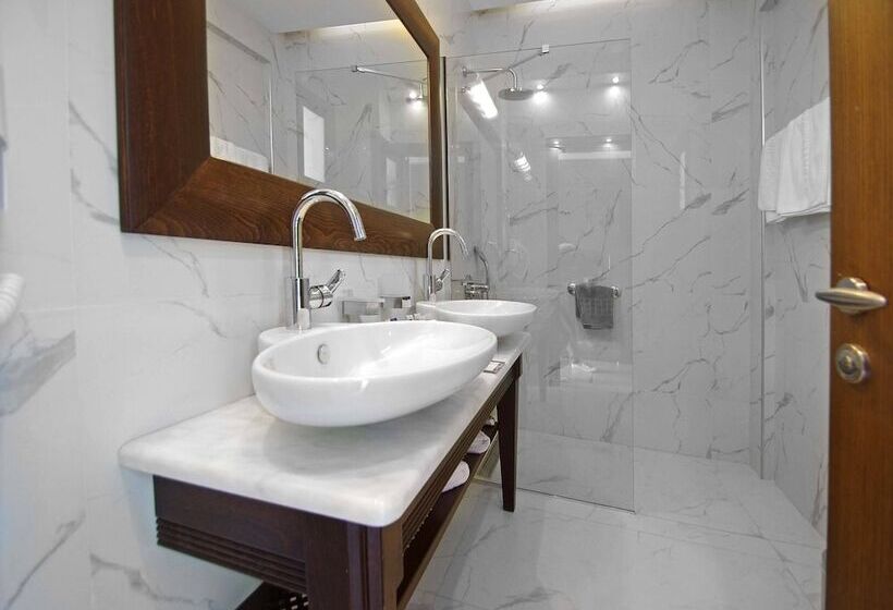 Mediterranean Village Hotel & Spa