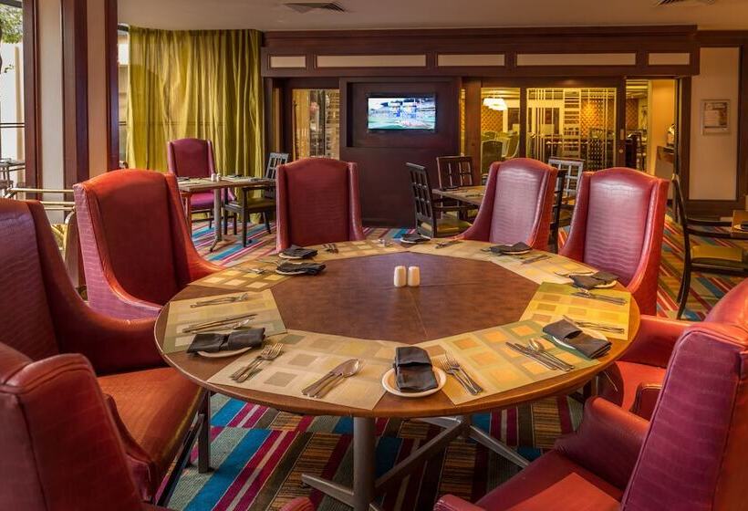 호텔 Peermont Walmont At Mmabatho Palms