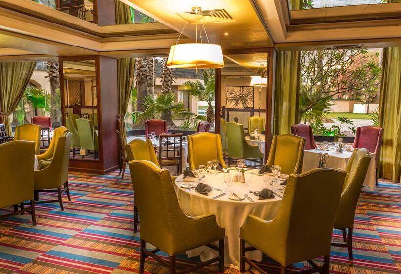 호텔 Peermont Walmont At Mmabatho Palms