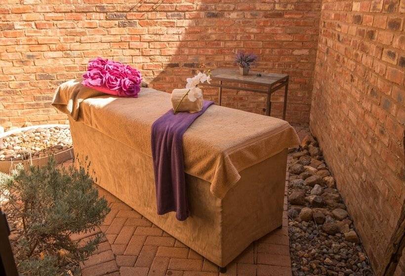 호텔 Peermont Walmont At Mmabatho Palms