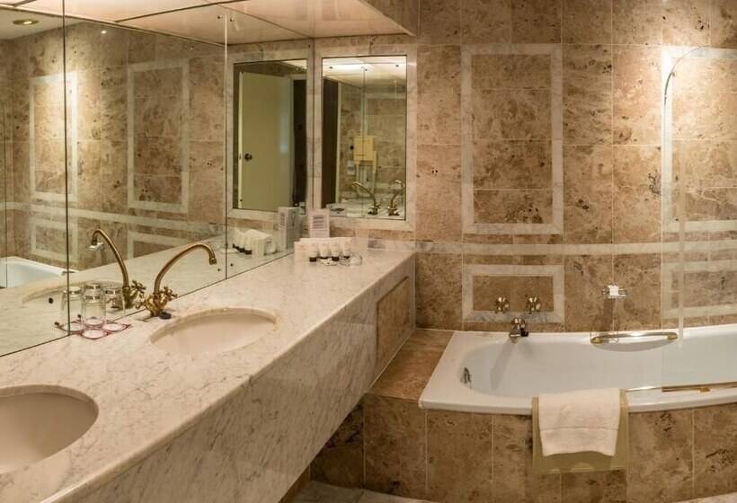 호텔 Peermont Walmont At Mmabatho Palms