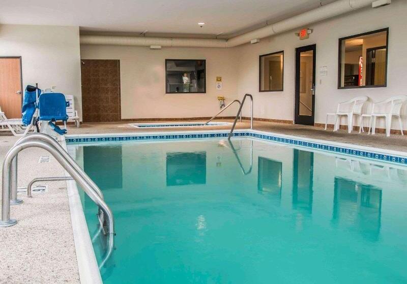 בית מלון כפרי Quality Inn Durand I 69