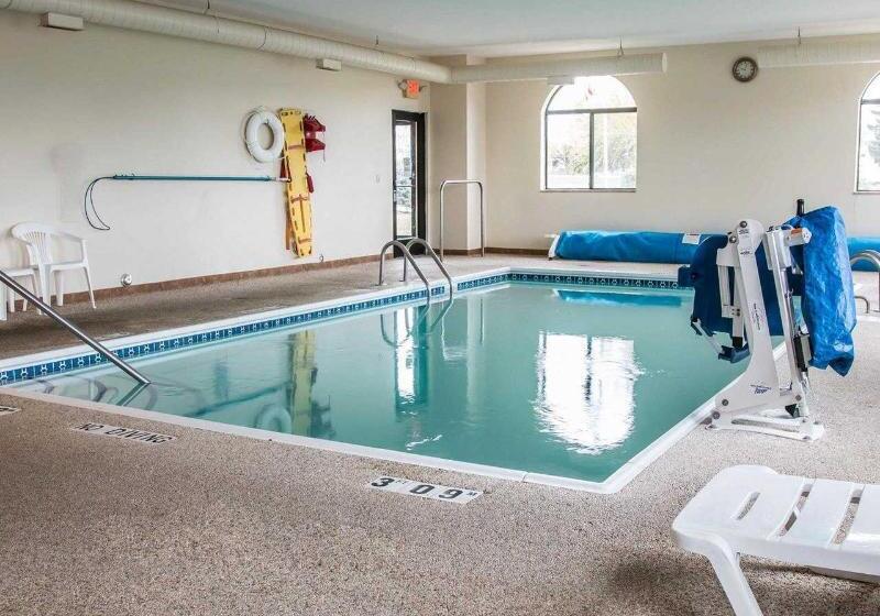 בית מלון כפרי Quality Inn Durand I 69