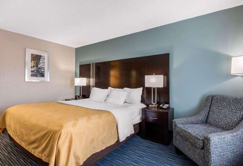 فندق Quality Inn
