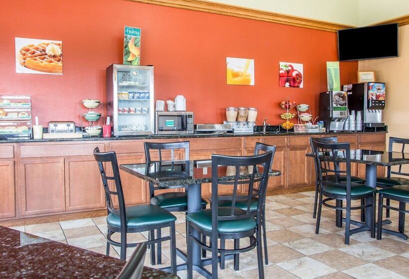 בית מלון כפרי Quality Inn Morton At I74
