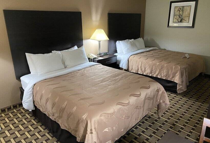 בית מלון כפרי Quality Inn Morton At I74