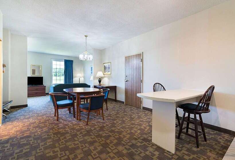 فندق Quality Inn & Suites Schoharie Near Howe Caverns