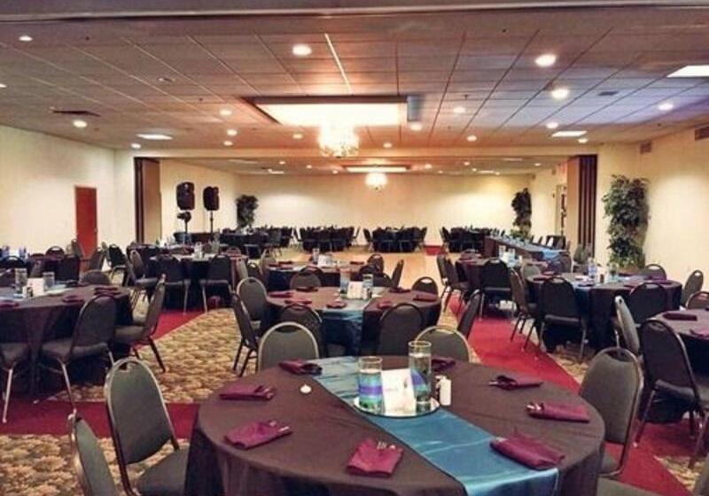 فندق Quality Inn & Suites Schoharie Near Howe Caverns