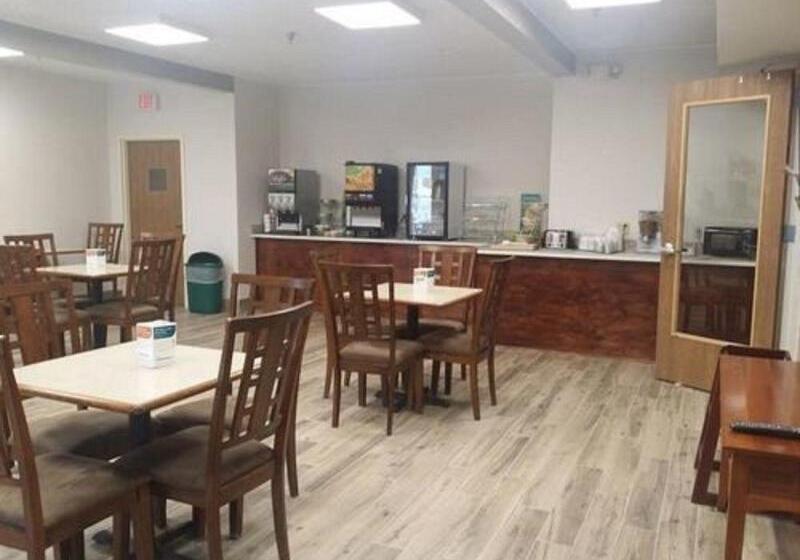 فندق Quality Inn & Suites Schoharie Near Howe Caverns