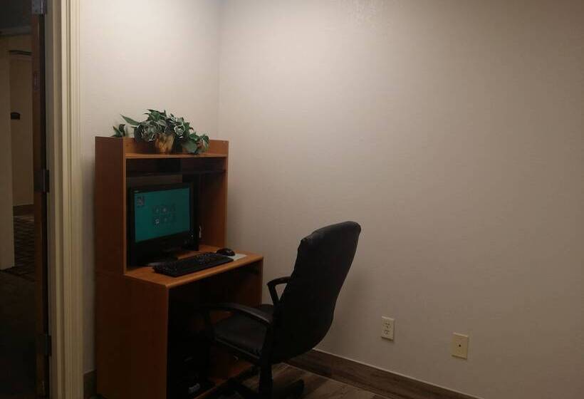 فندق Quality Inn & Suites Schoharie Near Howe Caverns