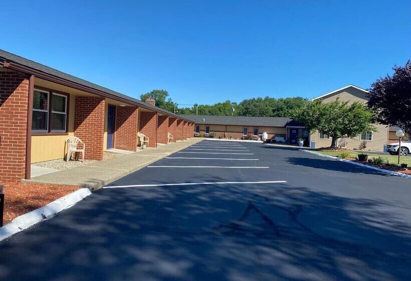 فندق Quiet Corner Inn