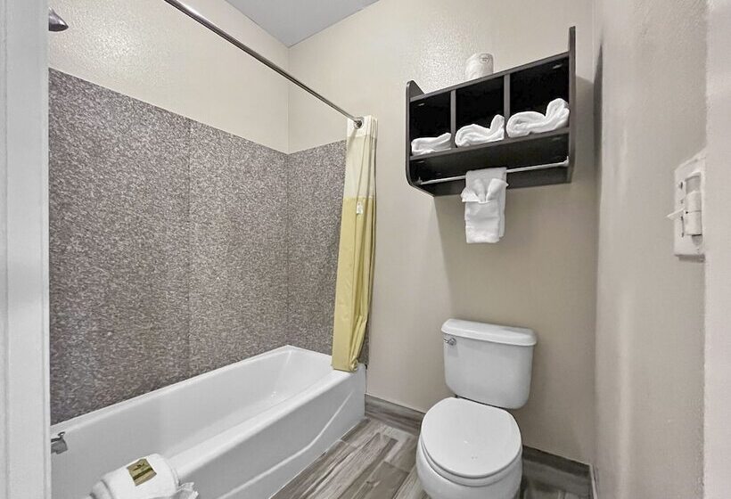 בית מלון כפרי Rodeo Lodge