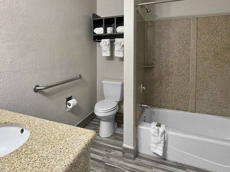 בית מלון כפרי Rodeo Lodge