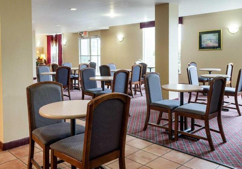 فندق Rodeway Inn