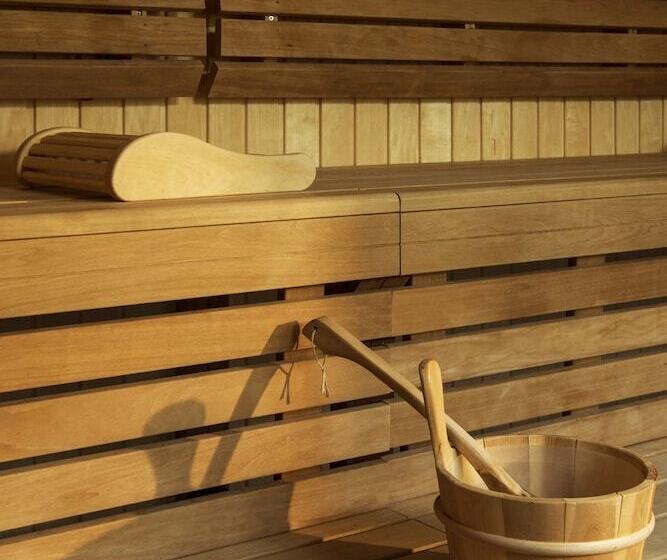 فندق Résidence Valdys Thalasso & Spa   Les Pins