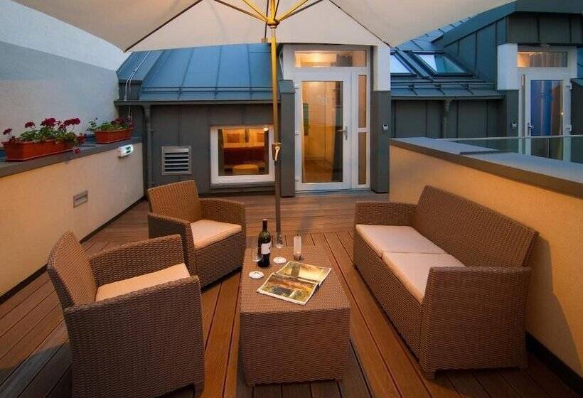 هتل Safestay Vienna Margaretenviertel