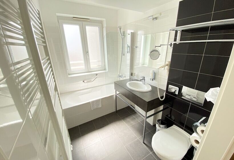 هتل Safestay Vienna Margaretenviertel