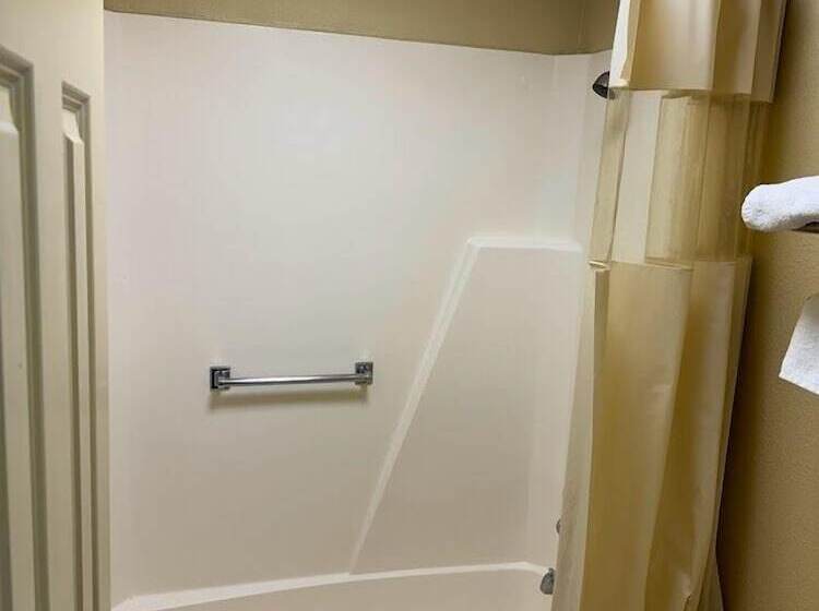 فندق Somatel Goodlettsville