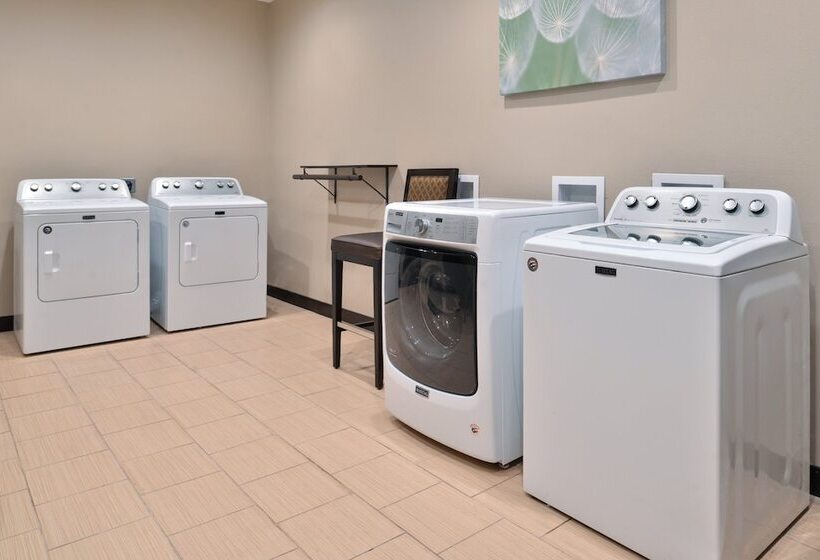 فندق Staybridge Suites Wichita Falls, An Ihg