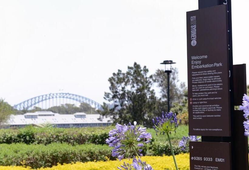 هتل The Maisonette