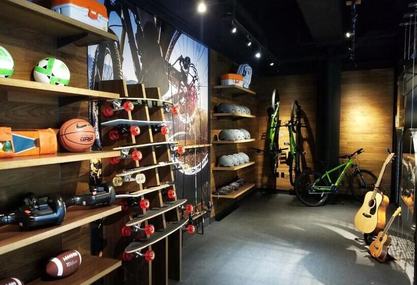 The Hotel Zags Portland