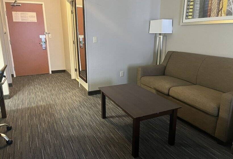 בית מלון כפרי Wingate By Wyndham Great Falls