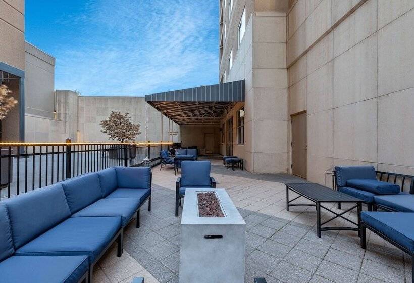 فندق Wyndham Grand Oklahoma City Downtown