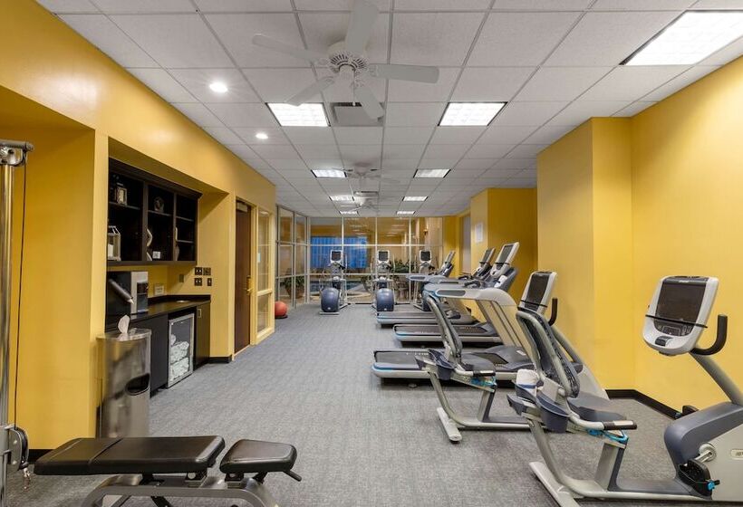 فندق Wyndham Grand Oklahoma City Downtown