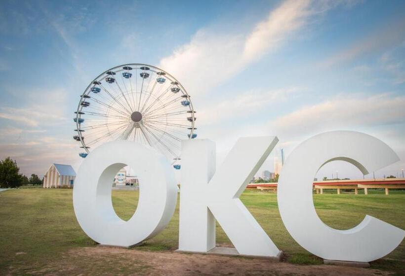 فندق Wyndham Grand Oklahoma City Downtown