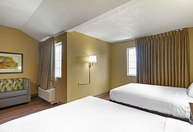 Mainstay Suites Raleigh North