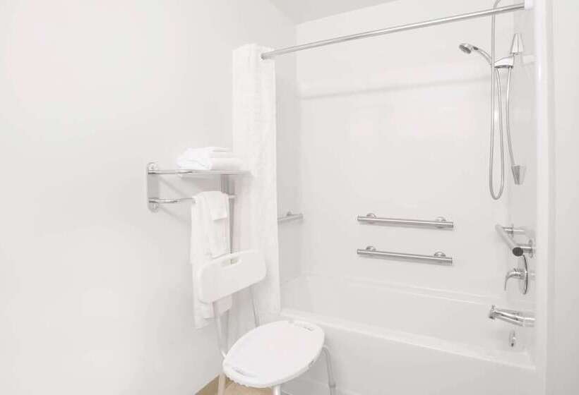 Microtel Inn And Suites Gassaway