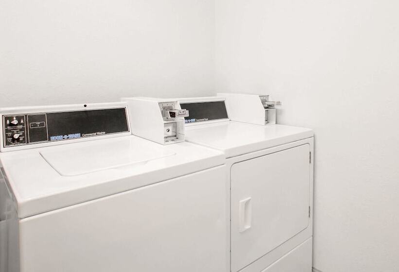 Microtel Inn And Suites Gassaway