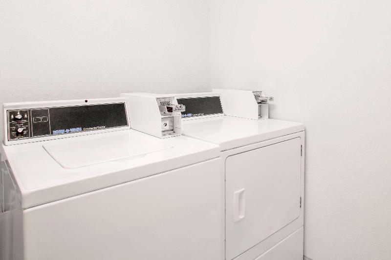 Microtel Inn And Suites Gassaway