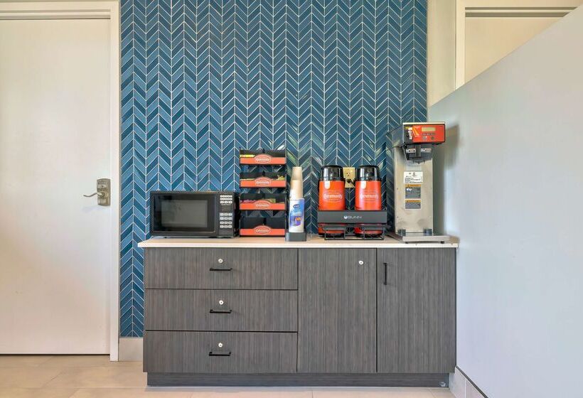 Motel 6 Bethel, Ct  Danbury