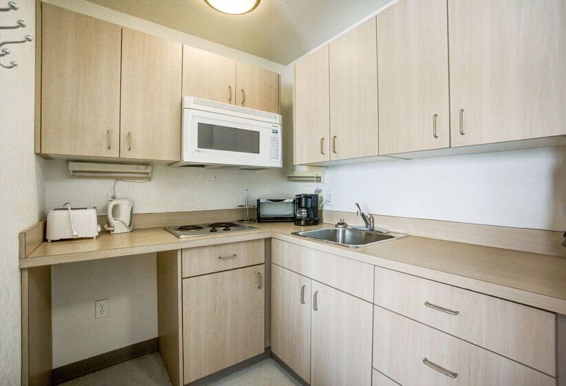 Motel 6 Red Deer, Ab