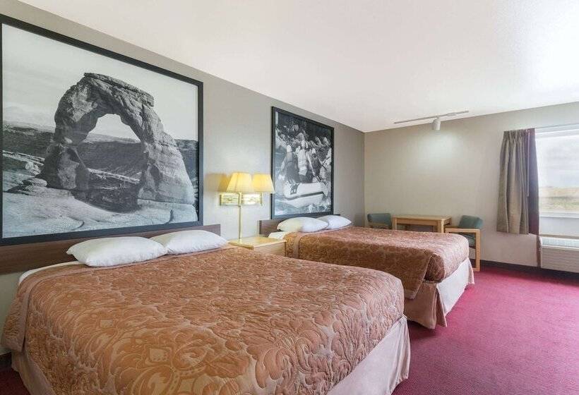 فندق على الطريق Super 8 By Wyndham Green River