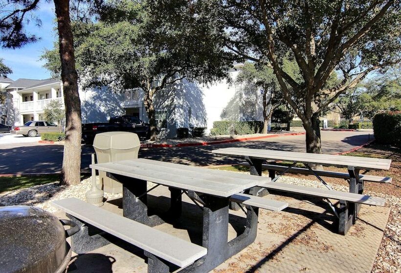 Studio 6austin, Tx  Midtown